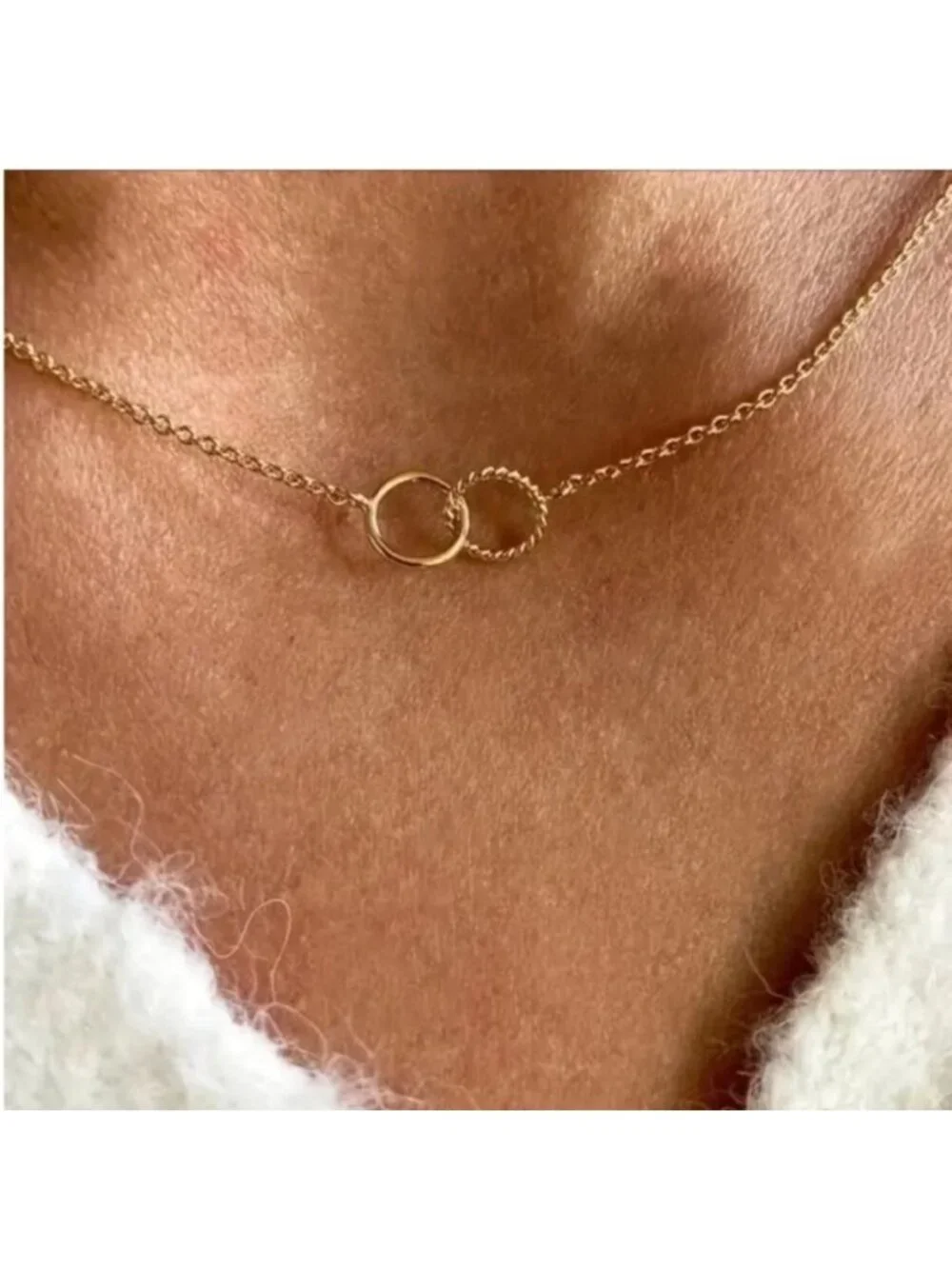 New! Gold Link Necklace (3041) NWOT